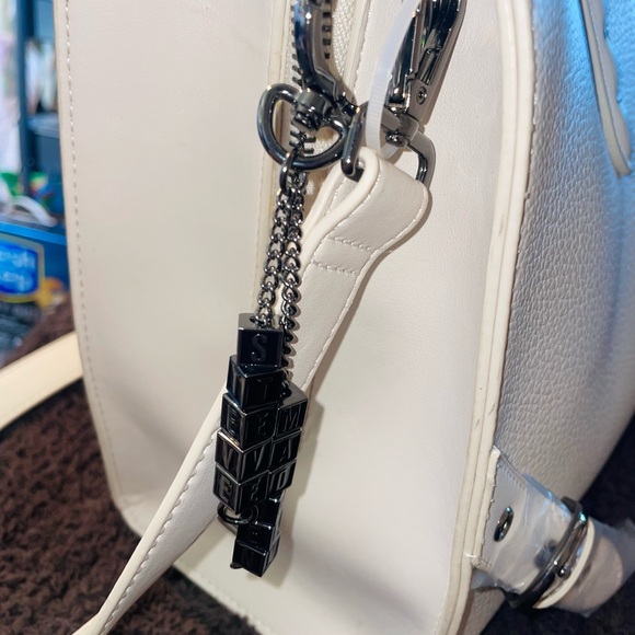 Steve Madden White Pebbled Double-Handle Tote - Picture 2 of 8